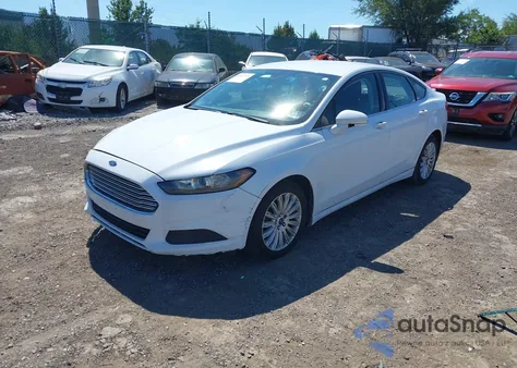 2014 Ford Fusion Hybrid Se z USA, uszkodzony, nr VIN 3FA6P0LU6ER318772